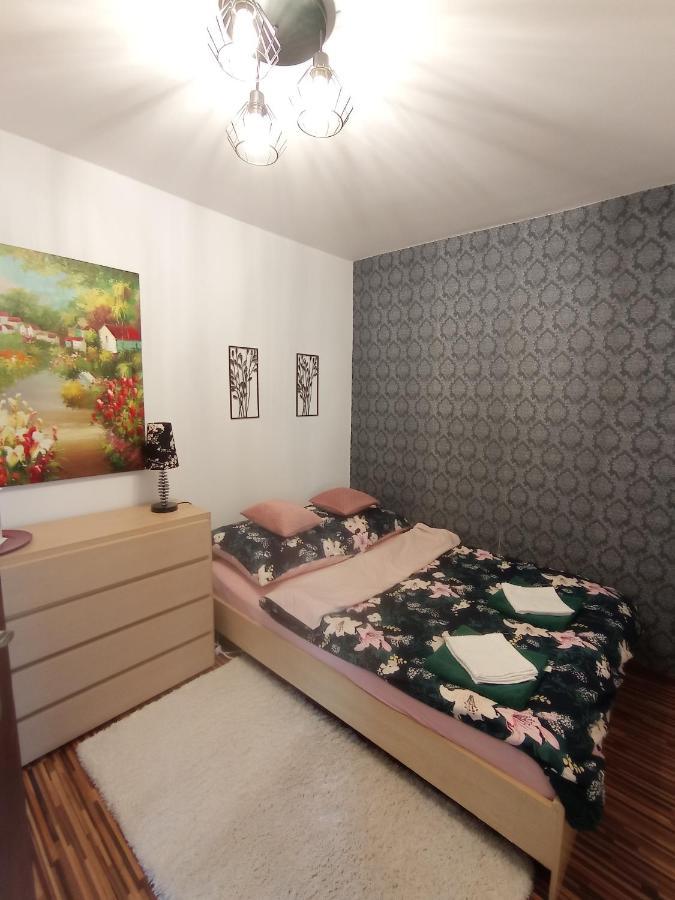 Mk Apartament III Ряшів Екстер'єр фото