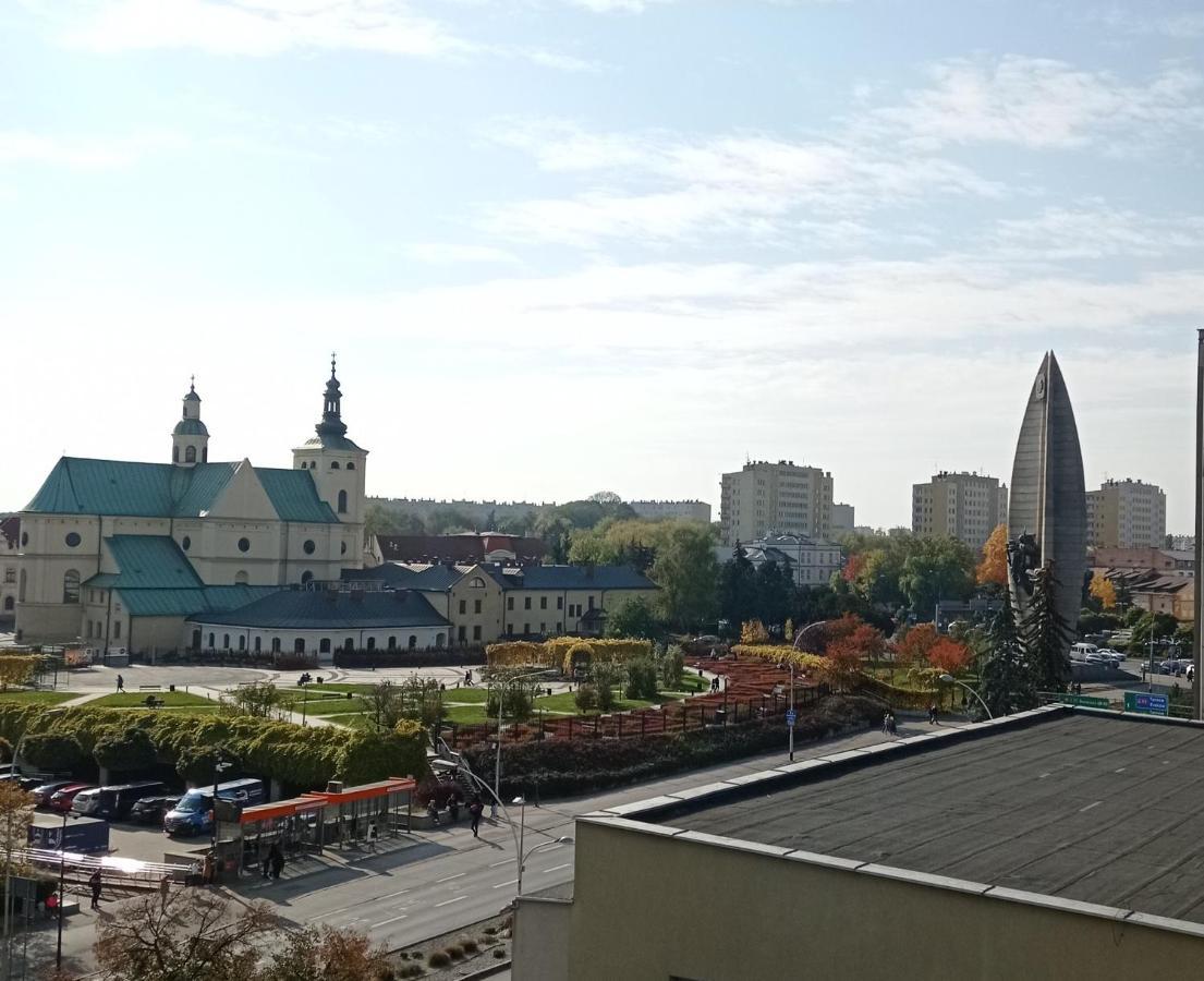 Mk Apartament III Ряшів Екстер'єр фото