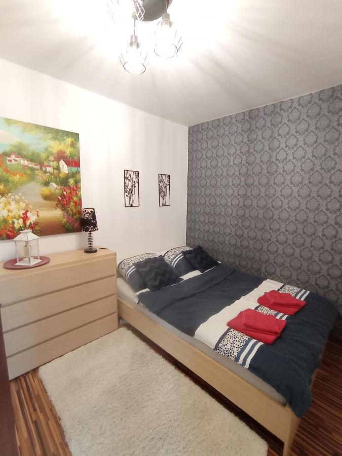 Mk Apartament III Ряшів Екстер'єр фото